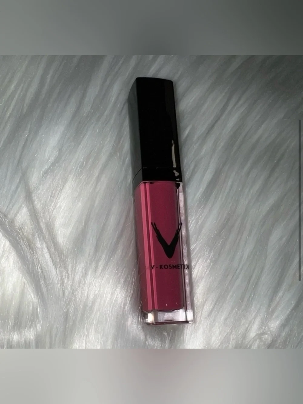 V-Kosmetik- CREAMY LIQUID VELVET LIPSTICK- BUBBLY